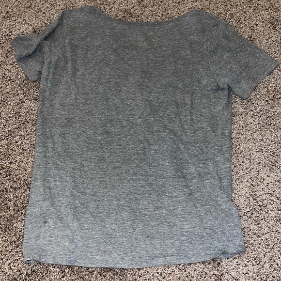 Nike tee - Picture 2 of 3